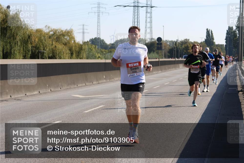03.10.2025 - Köhlbrandbrückenlauf Strokosch-Dieckow http://msf.ph/oto/9103905 03.10.2025 12:11:29 Position 3 6085 meine-sportfotos.de