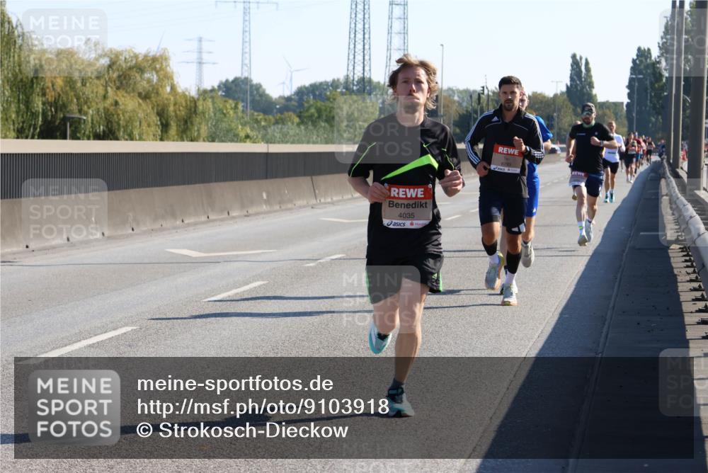 03.10.2025 - Köhlbrandbrückenlauf Strokosch-Dieckow http://msf.ph/oto/9103918 03.10.2025 12:11:32 Position 3 4035, 6793 meine-sportfotos.de