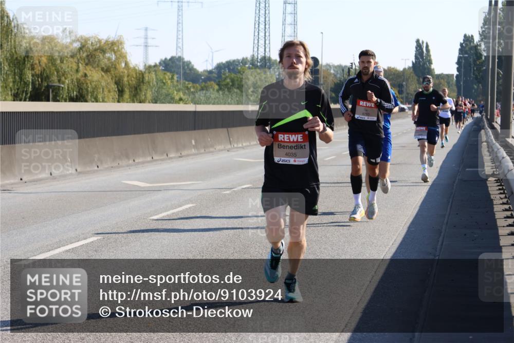 03.10.2025 - Köhlbrandbrückenlauf Strokosch-Dieckow http://msf.ph/oto/9103924 03.10.2025 12:11:32 Position 3 4035, 6793 meine-sportfotos.de
