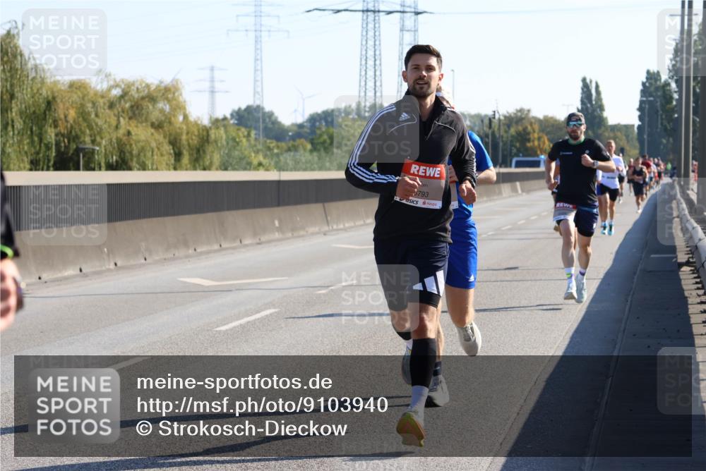 03.10.2025 - Köhlbrandbrückenlauf Strokosch-Dieckow http://msf.ph/oto/9103940 03.10.2025 12:11:34 Position 3 793 meine-sportfotos.de