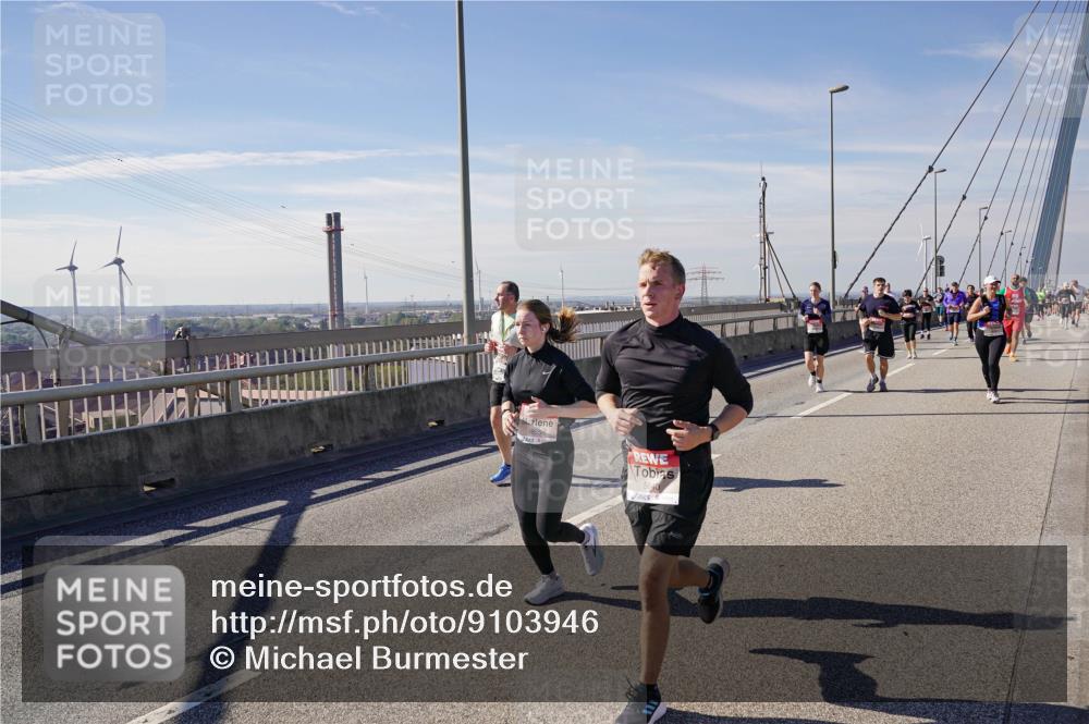 03.10.2025 - Köhlbrandbrückenlauf Michael Burmester http://msf.ph/oto/9103946 03.10.2025 12:48:20 Position 2  meine-sportfotos.de