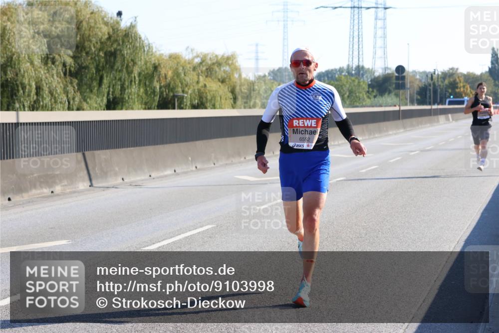 03.10.2025 - Köhlbrandbrückenlauf Strokosch-Dieckow http://msf.ph/oto/9103998 03.10.2025 12:11:45 Position 3 6552 meine-sportfotos.de
