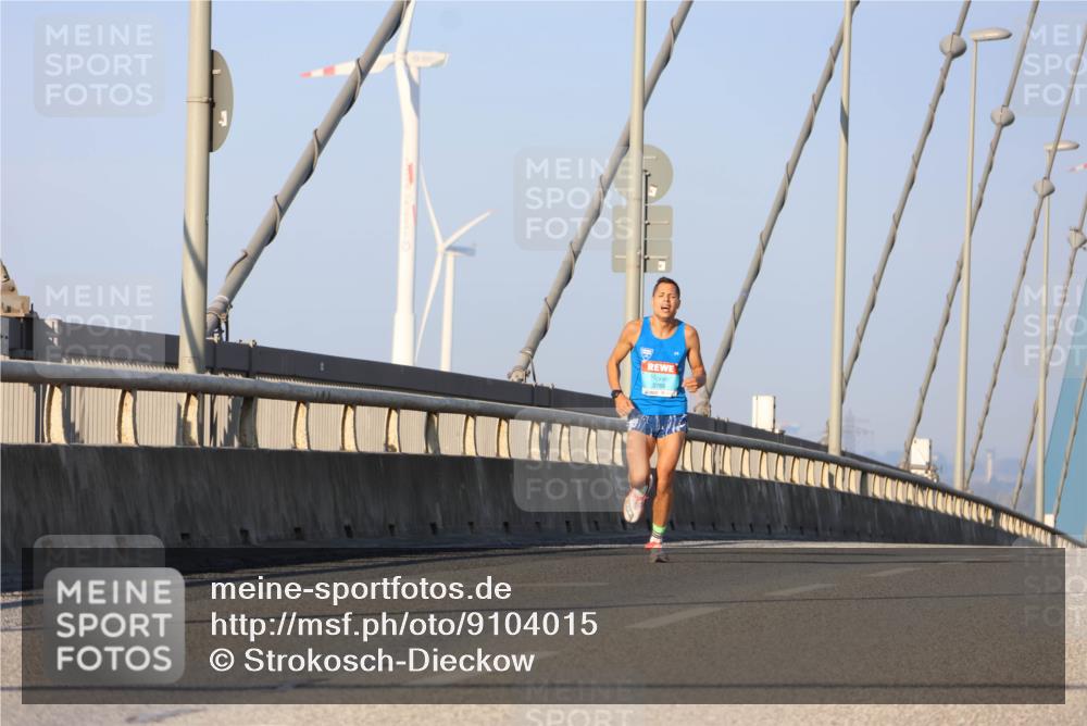 03.10.2025 - Köhlbrandbrückenlauf Strokosch-Dieckow http://msf.ph/oto/9104015 03.10.2025 09:27:27 Position 2  meine-sportfotos.de