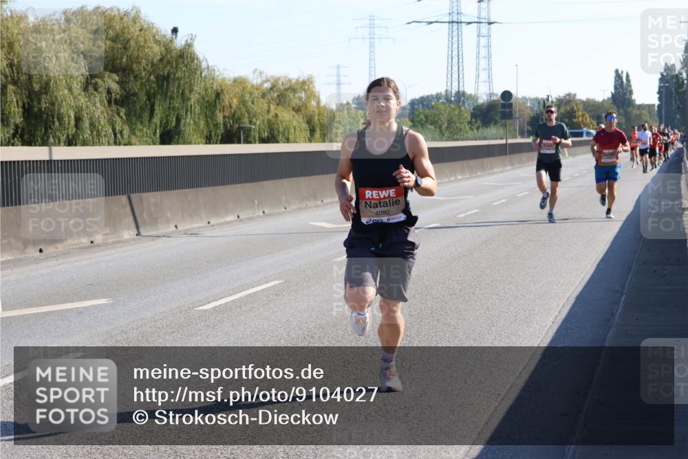 03.10.2025 - Köhlbrandbrückenlauf Strokosch-Dieckow http://msf.ph/oto/9104027 03.10.2025 12:11:50 Position 3 4092 meine-sportfotos.de