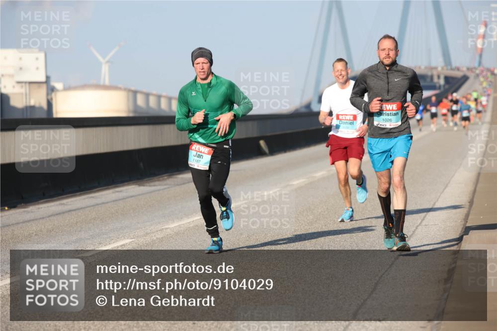 03.10.2025 - Köhlbrandbrückenlauf Lena Gebhardt http://msf.ph/oto/9104029 03.10.2025 09:38:17 Position 2 1187, 1026 meine-sportfotos.de