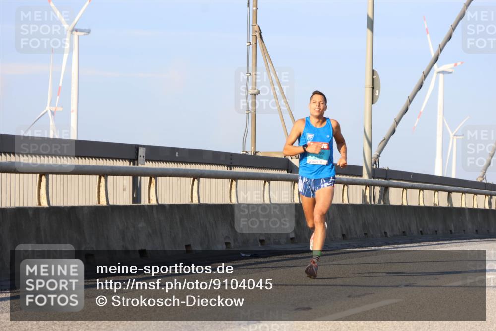 03.10.2025 - Köhlbrandbrückenlauf Strokosch-Dieckow http://msf.ph/oto/9104045 03.10.2025 09:27:32 Position 2 3769 meine-sportfotos.de