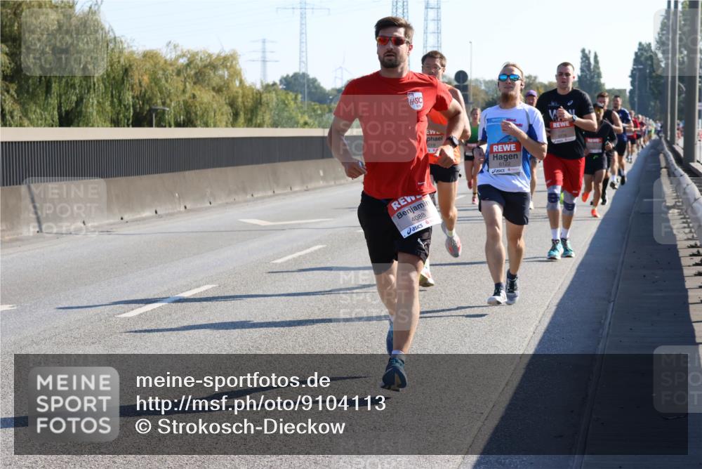 03.10.2025 - Köhlbrandbrückenlauf Strokosch-Dieckow http://msf.ph/oto/9104113 03.10.2025 12:12:08 Position 3 019, 6122, 4088 meine-sportfotos.de
