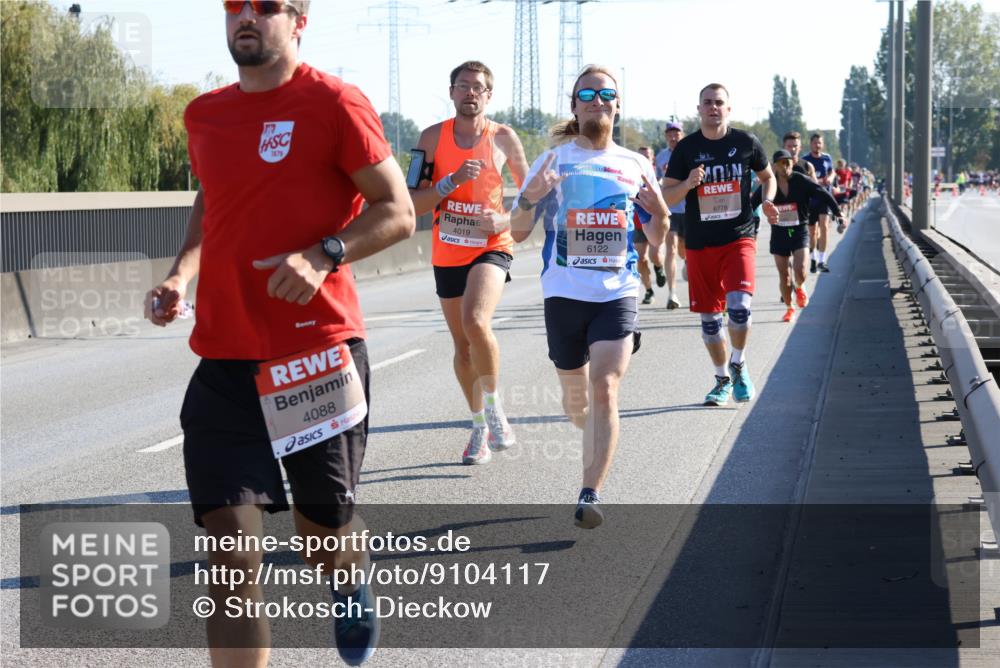03.10.2025 - Köhlbrandbrückenlauf Strokosch-Dieckow http://msf.ph/oto/9104117 03.10.2025 12:12:09 Position 3 1879, 4088, 4019, 6122, 6778 meine-sportfotos.de
