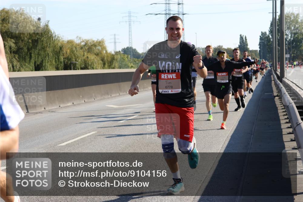 03.10.2025 - Köhlbrandbrückenlauf Strokosch-Dieckow http://msf.ph/oto/9104156 03.10.2025 12:12:11 Position 3 6778 meine-sportfotos.de