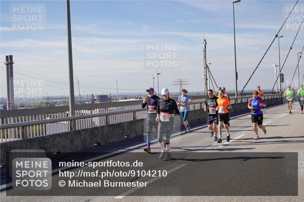 03.10.2025 - Köhlbrandbrückenlauf Michael Burmester http://msf.ph/oto/9104210 03.10.2025 12:48:30 Position 2  meine-sportfotos.de