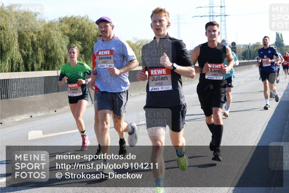 03.10.2025 - Köhlbrandbrückenlauf Strokosch-Dieckow http://msf.ph/oto/9104211 03.10.2025 12:12:14 Position 3 6625, 4087, 4050, 4083 meine-sportfotos.de