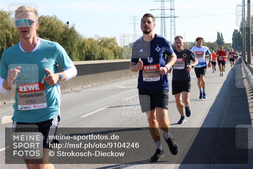 03.10.2025 - Köhlbrandbrückenlauf Strokosch-Dieckow http://msf.ph/oto/9104246 03.10.2025 12:12:18 Position 3 4155, 4104, 0, 5786 meine-sportfotos.de