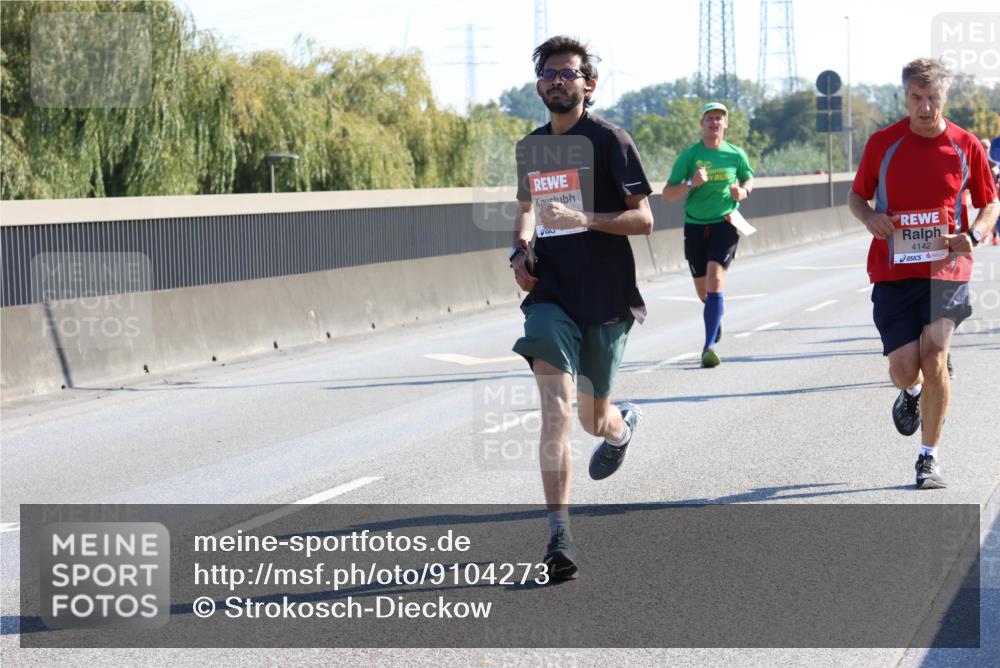03.10.2025 - Köhlbrandbrückenlauf Strokosch-Dieckow http://msf.ph/oto/9104273 03.10.2025 12:12:23 Position 3 4142 meine-sportfotos.de