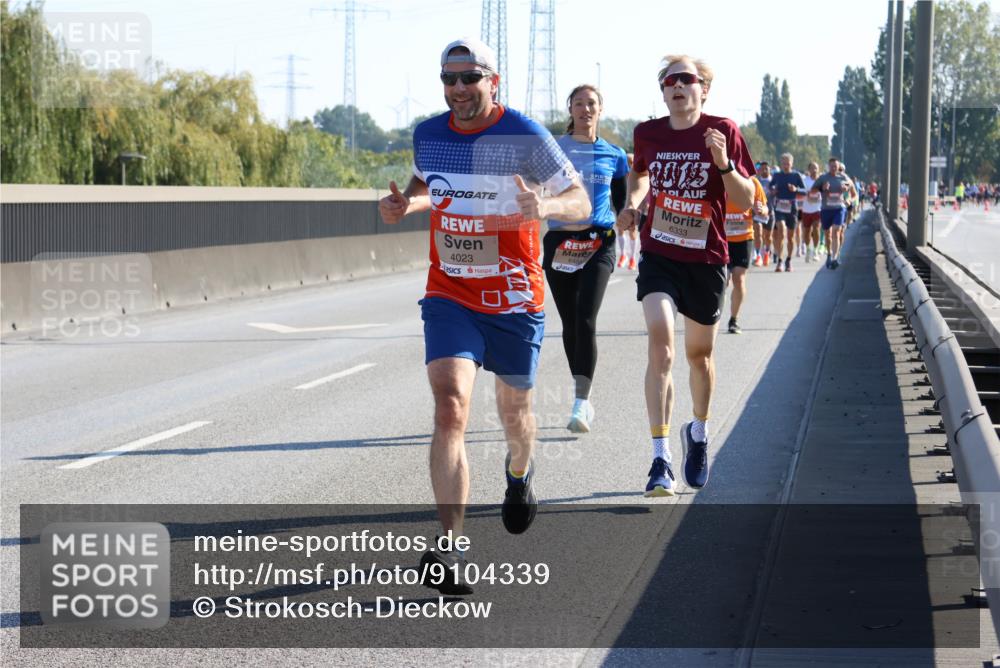 03.10.2025 - Köhlbrandbrückenlauf Strokosch-Dieckow http://msf.ph/oto/9104339 03.10.2025 12:12:28 Position 3 4023, 1015, 6333 meine-sportfotos.de