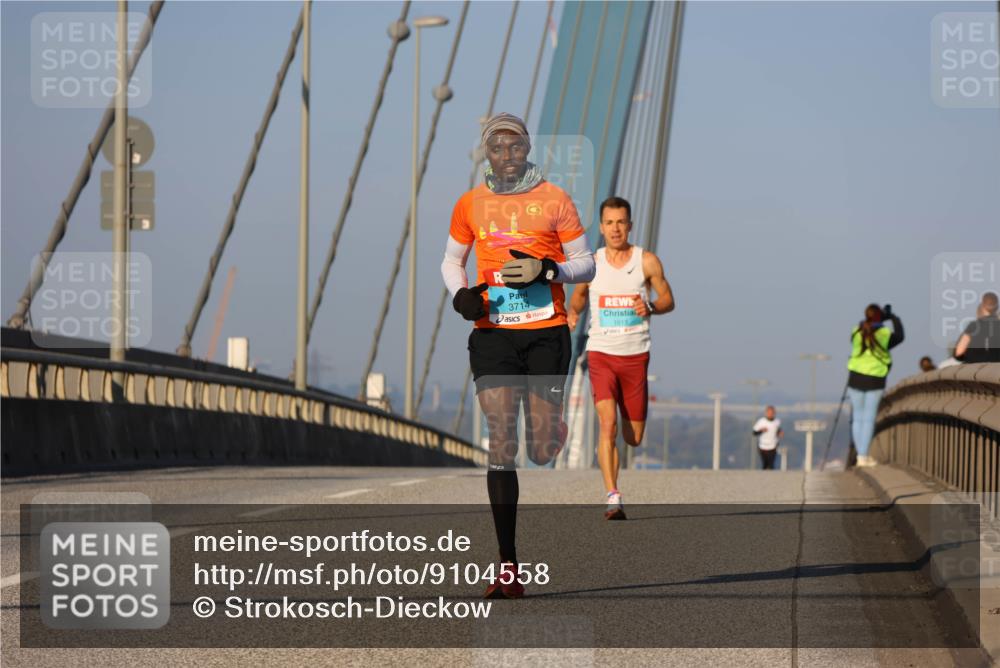 03.10.2025 - Köhlbrandbrückenlauf Strokosch-Dieckow http://msf.ph/oto/9104558 03.10.2025 09:30:16 Position 2 3714, 1013 meine-sportfotos.de