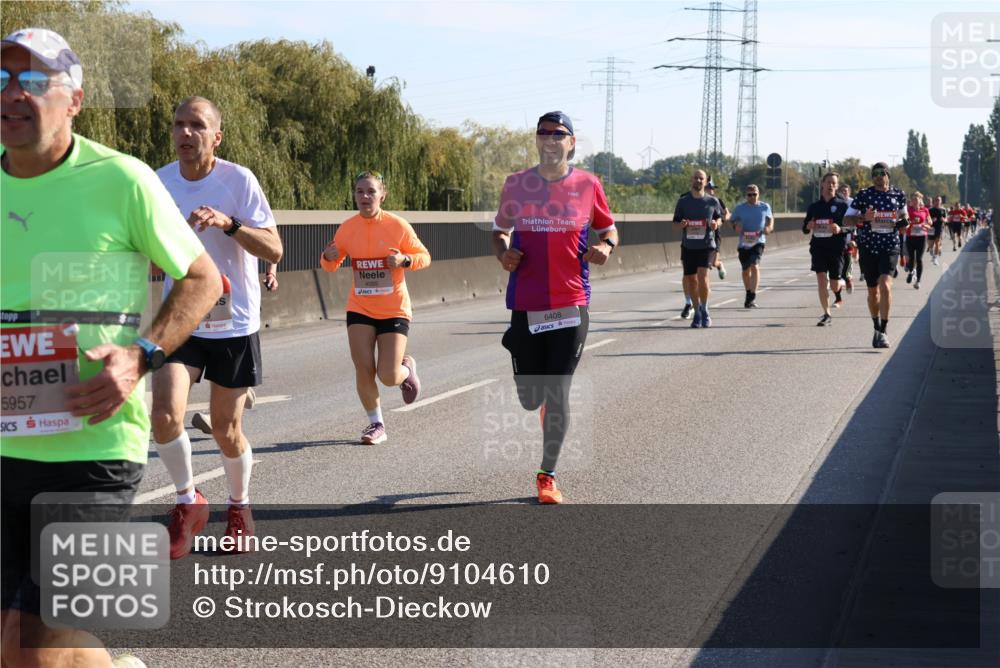 03.10.2025 - Köhlbrandbrückenlauf Strokosch-Dieckow http://msf.ph/oto/9104610 03.10.2025 12:13:08 Position 3 5957, 6408 meine-sportfotos.de