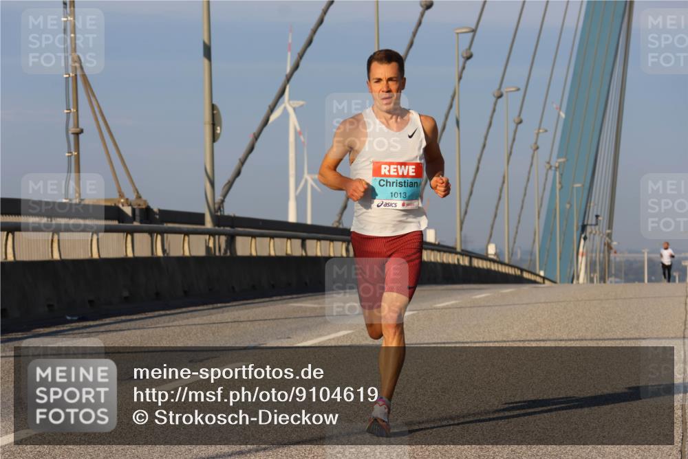 03.10.2025 - Köhlbrandbrückenlauf Strokosch-Dieckow http://msf.ph/oto/9104619 03.10.2025 09:30:21 Position 2 1013 meine-sportfotos.de