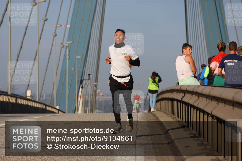 03.10.2025 - Köhlbrandbrückenlauf Strokosch-Dieckow http://msf.ph/oto/9104661 03.10.2025 09:30:42 Position 2  meine-sportfotos.de
