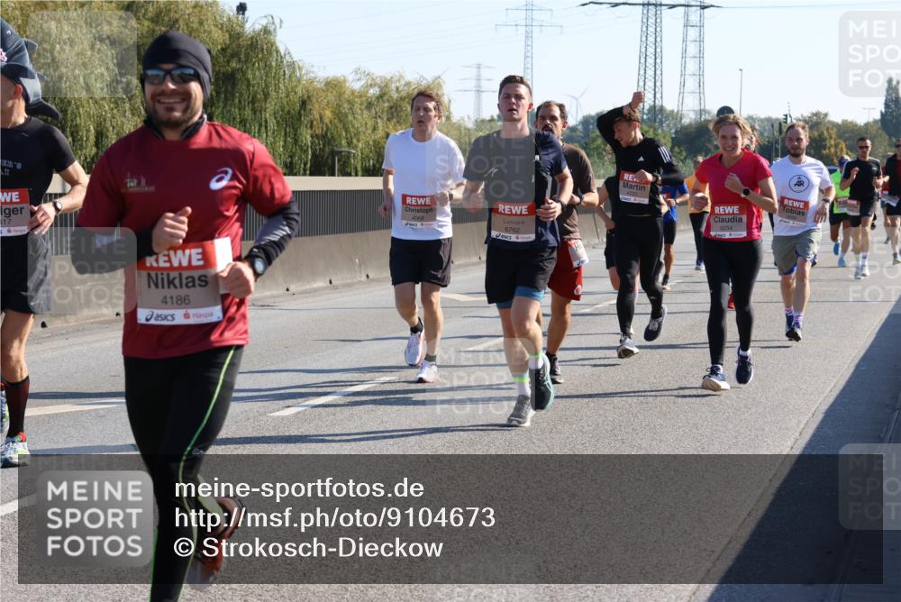03.10.2025 - Köhlbrandbrückenlauf Strokosch-Dieckow http://msf.ph/oto/9104673 03.10.2025 12:13:15 Position 3 417, 5, 4186, 4068, 6762, 6254 meine-sportfotos.de