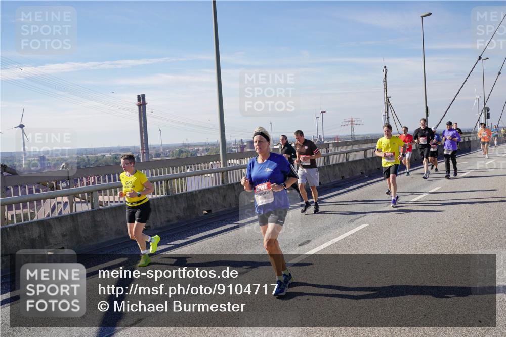 03.10.2025 - Köhlbrandbrückenlauf Michael Burmester http://msf.ph/oto/9104717 03.10.2025 12:48:48 Position 2 4509 meine-sportfotos.de