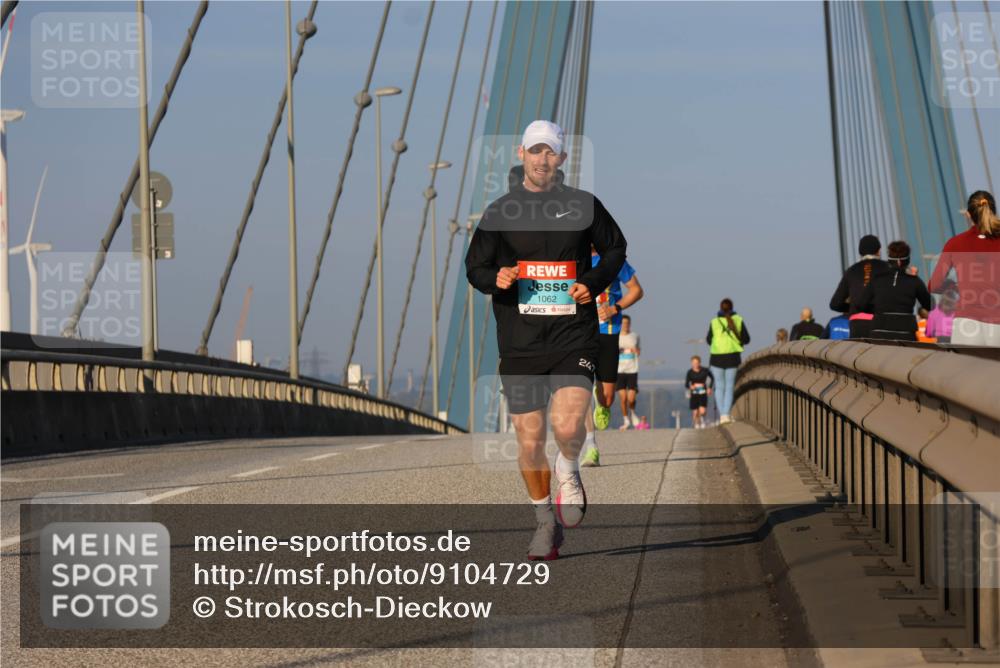 03.10.2025 - Köhlbrandbrückenlauf Strokosch-Dieckow http://msf.ph/oto/9104729 03.10.2025 09:31:11 Position 2 1062, 247 meine-sportfotos.de