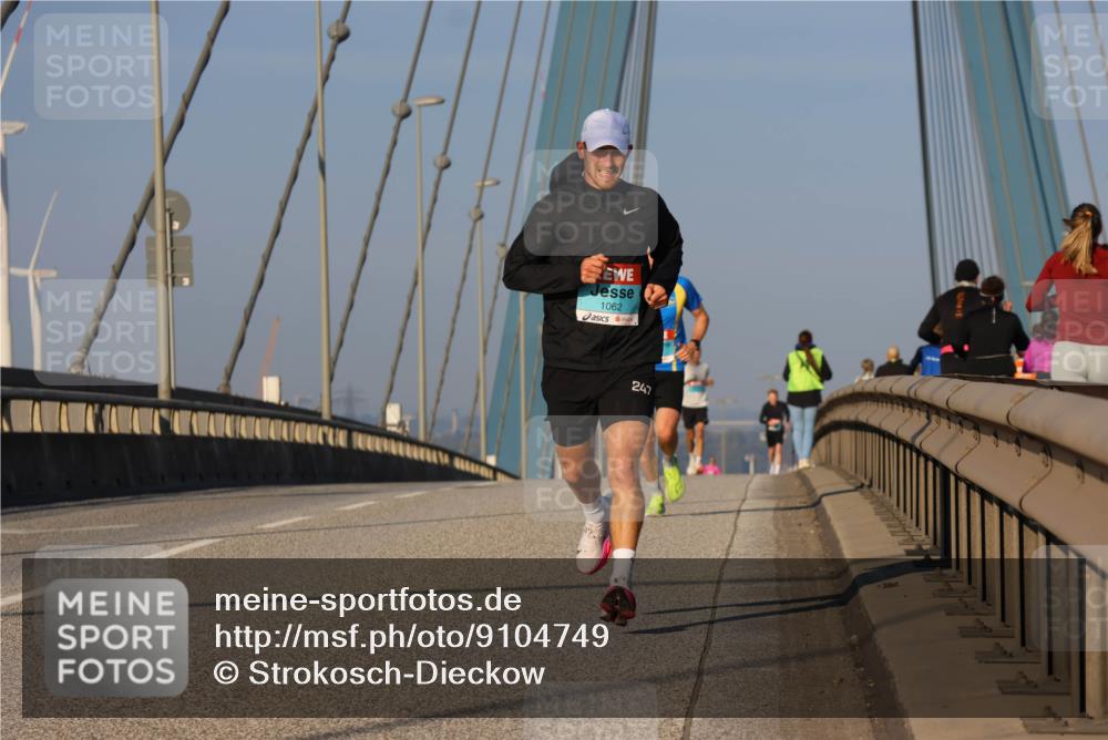 03.10.2025 - Köhlbrandbrückenlauf Strokosch-Dieckow http://msf.ph/oto/9104749 03.10.2025 09:31:11 Position 2 1062, 247 meine-sportfotos.de