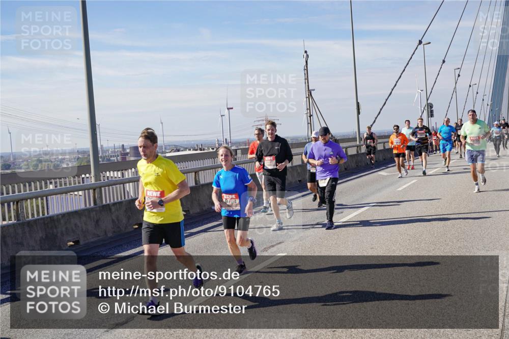 03.10.2025 - Köhlbrandbrückenlauf Michael Burmester http://msf.ph/oto/9104765 03.10.2025 12:48:50 Position 2  meine-sportfotos.de