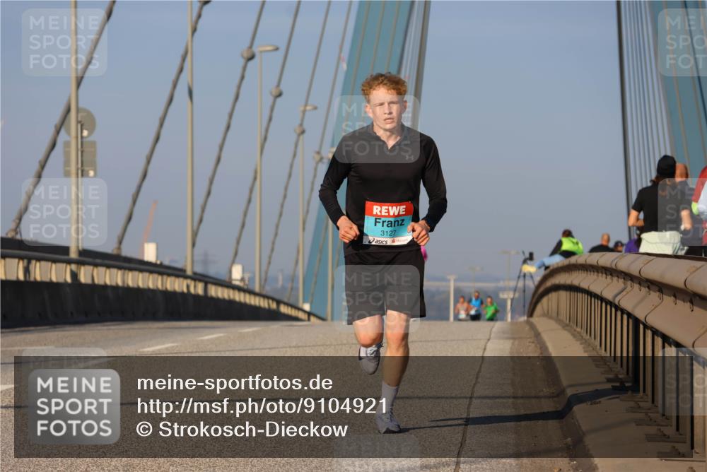 03.10.2025 - Köhlbrandbrückenlauf Strokosch-Dieckow http://msf.ph/oto/9104921 03.10.2025 09:31:34 Position 2 3127 meine-sportfotos.de