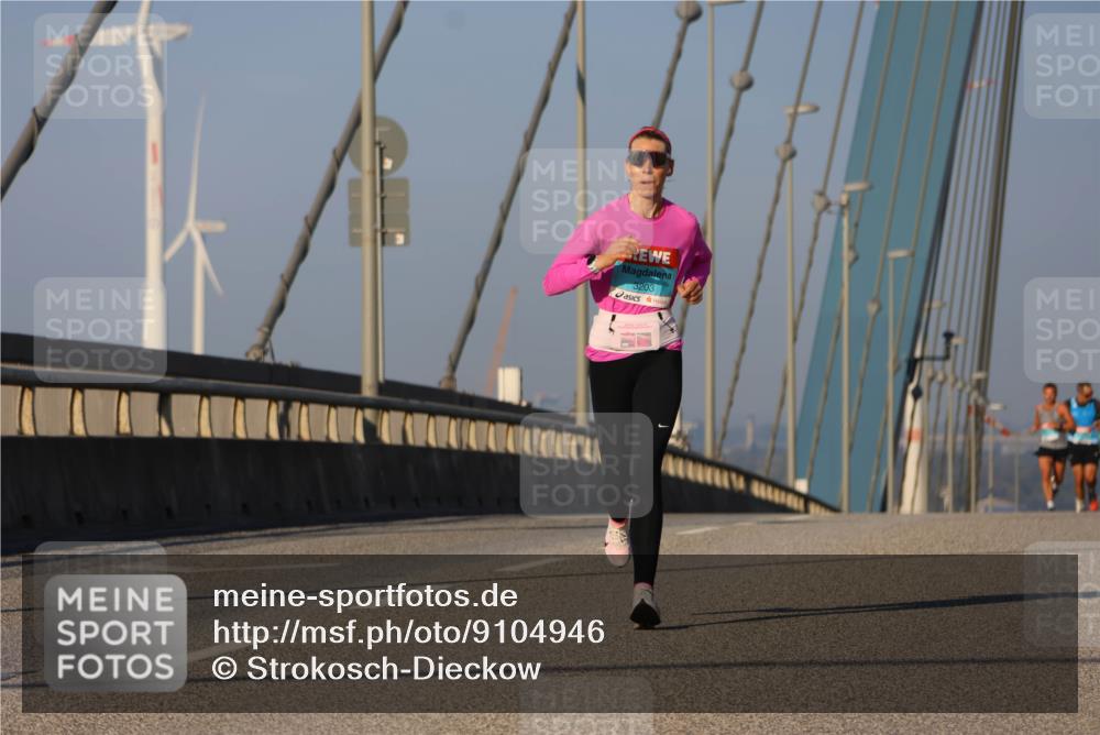 03.10.2025 - Köhlbrandbrückenlauf Strokosch-Dieckow http://msf.ph/oto/9104946 03.10.2025 09:31:47 Position 2 3203 meine-sportfotos.de