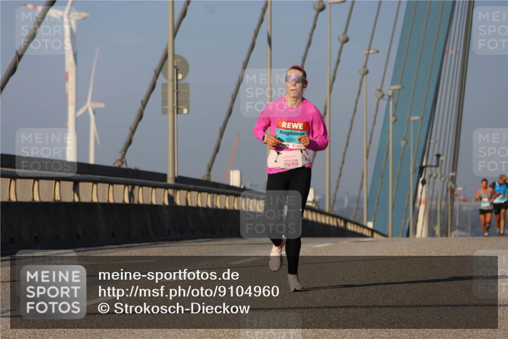 03.10.2025 - Köhlbrandbrückenlauf Strokosch-Dieckow http://msf.ph/oto/9104960 03.10.2025 09:31:47 Position 2 3203 meine-sportfotos.de