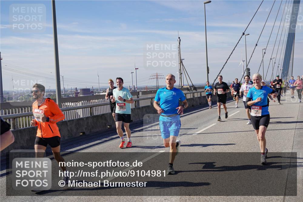 03.10.2025 - Köhlbrandbrückenlauf Michael Burmester http://msf.ph/oto/9104981 03.10.2025 12:48:56 Position 2  meine-sportfotos.de