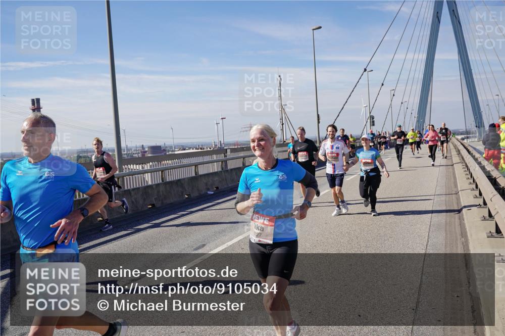 03.10.2025 - Köhlbrandbrückenlauf Michael Burmester http://msf.ph/oto/9105034 03.10.2025 12:48:57 Position 2  meine-sportfotos.de