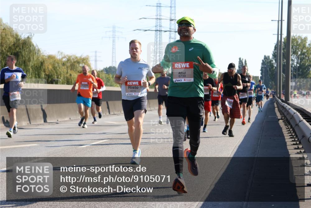 03.10.2025 - Köhlbrandbrückenlauf Strokosch-Dieckow http://msf.ph/oto/9105071 03.10.2025 12:14:21 Position 3 4215, 6739 meine-sportfotos.de