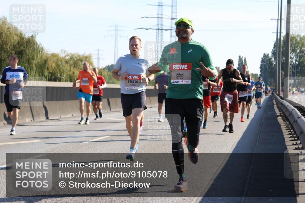 03.10.2025 - Köhlbrandbrückenlauf Strokosch-Dieckow http://msf.ph/oto/9105078 03.10.2025 12:14:21 Position 3 4215, 6739 meine-sportfotos.de