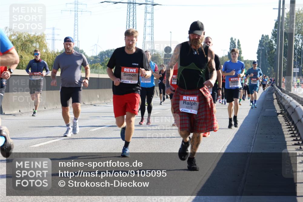 03.10.2025 - Köhlbrandbrückenlauf Strokosch-Dieckow http://msf.ph/oto/9105095 03.10.2025 12:14:23 Position 3 6329, 6341, 4274, 41, 40 meine-sportfotos.de