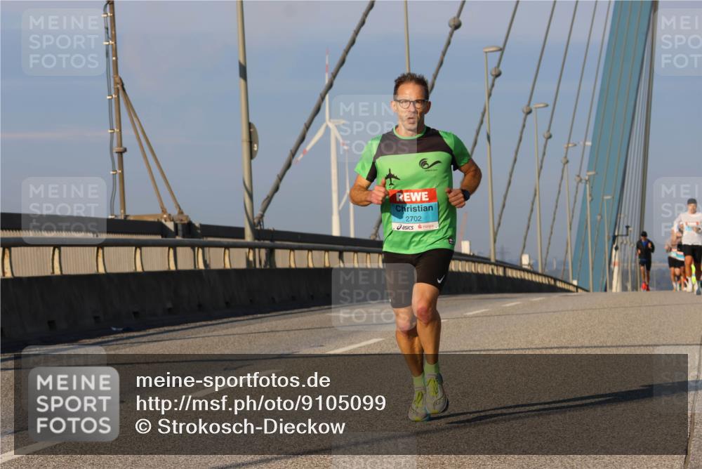 03.10.2025 - Köhlbrandbrückenlauf Strokosch-Dieckow http://msf.ph/oto/9105099 03.10.2025 09:32:29 Position 2 2702, 180 meine-sportfotos.de