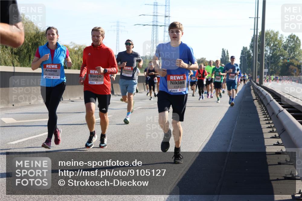 03.10.2025 - Köhlbrandbrückenlauf Strokosch-Dieckow http://msf.ph/oto/9105127 03.10.2025 12:14:28 Position 3 6341, 6706, 6391, 4140 meine-sportfotos.de