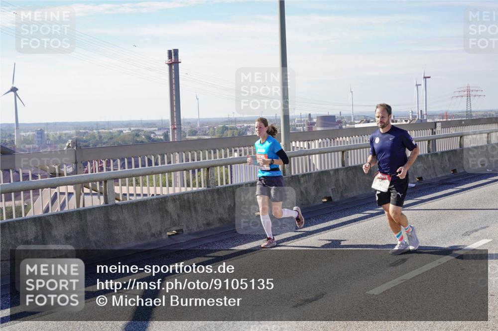03.10.2025 - Köhlbrandbrückenlauf Michael Burmester http://msf.ph/oto/9105135 03.10.2025 12:49:02 Position 2  meine-sportfotos.de