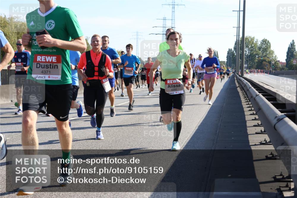 03.10.2025 - Köhlbrandbrückenlauf Strokosch-Dieckow http://msf.ph/oto/9105159 03.10.2025 12:14:37 Position 3 4371, 4292 meine-sportfotos.de