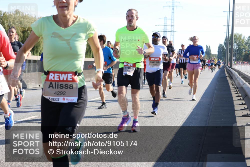 03.10.2025 - Köhlbrandbrückenlauf Strokosch-Dieckow http://msf.ph/oto/9105174 03.10.2025 12:14:38 Position 3 50, 4292, 6364, 6091 meine-sportfotos.de