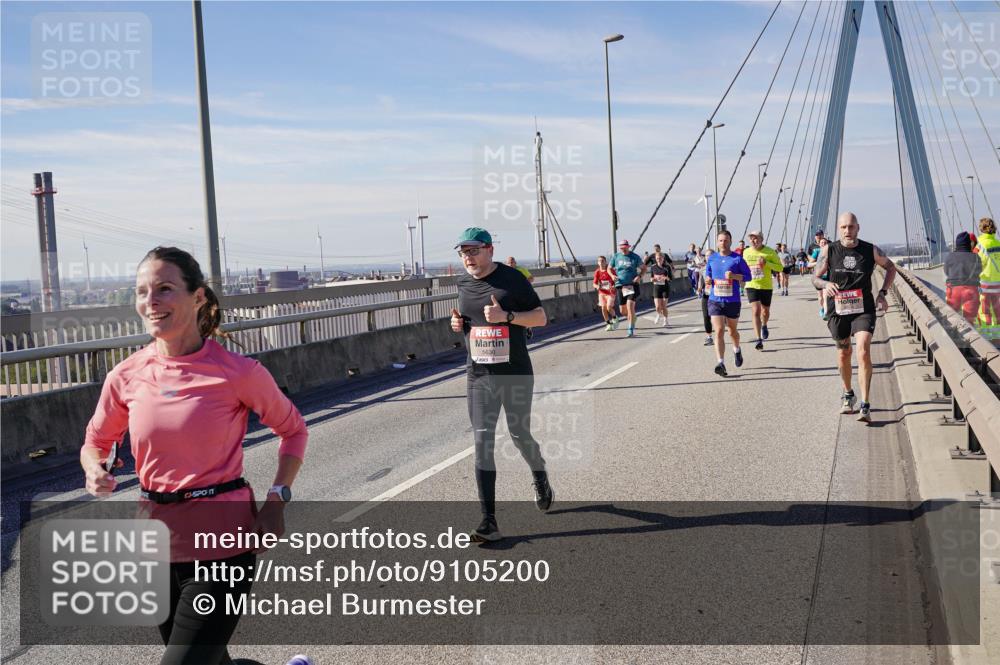 03.10.2025 - Köhlbrandbrückenlauf Michael Burmester http://msf.ph/oto/9105200 03.10.2025 12:49:04 Position 2  meine-sportfotos.de