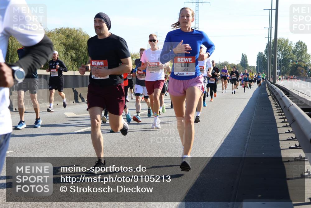 03.10.2025 - Köhlbrandbrückenlauf Strokosch-Dieckow http://msf.ph/oto/9105213 03.10.2025 12:14:40 Position 3 13, 6631, 4203 meine-sportfotos.de