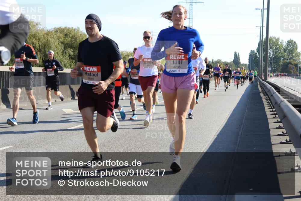 03.10.2025 - Köhlbrandbrückenlauf Strokosch-Dieckow http://msf.ph/oto/9105217 03.10.2025 12:14:40 Position 3 5810, 6631, 4203 meine-sportfotos.de