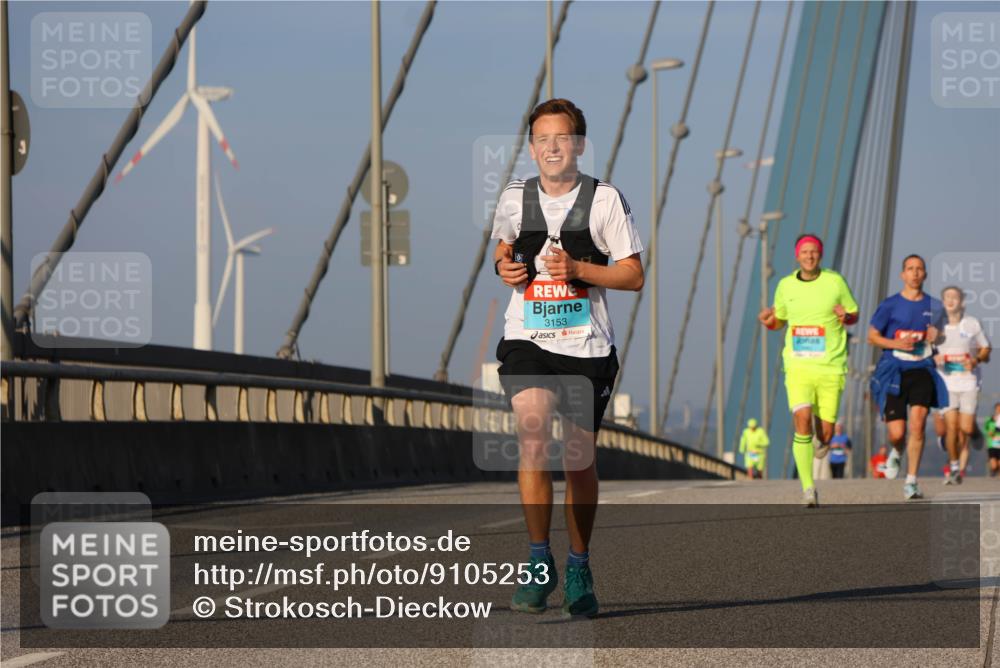 03.10.2025 - Köhlbrandbrückenlauf Strokosch-Dieckow http://msf.ph/oto/9105253 03.10.2025 09:32:52 Position 2 3153 meine-sportfotos.de