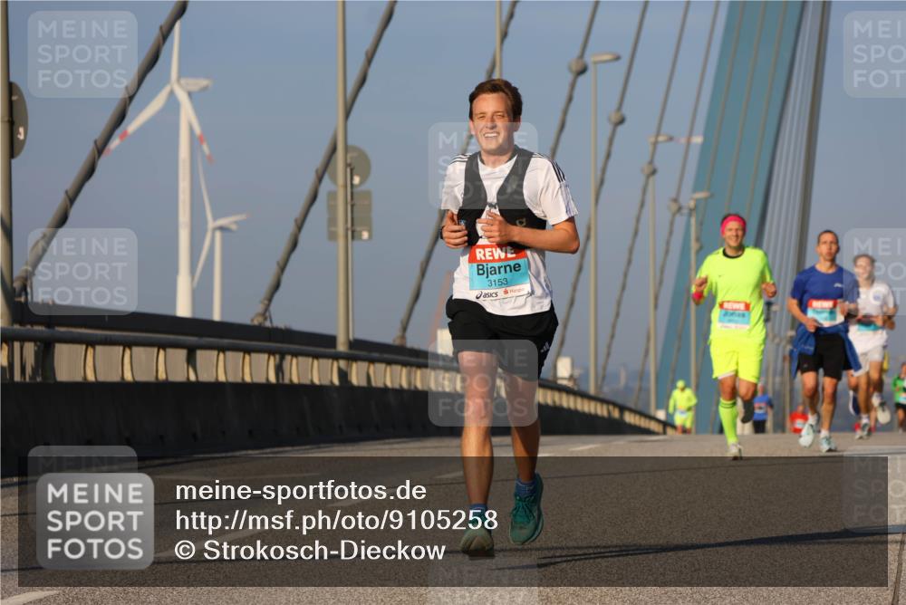 03.10.2025 - Köhlbrandbrückenlauf Strokosch-Dieckow http://msf.ph/oto/9105258 03.10.2025 09:32:52 Position 2 3153 meine-sportfotos.de