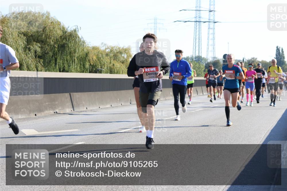 03.10.2025 - Köhlbrandbrückenlauf Strokosch-Dieckow http://msf.ph/oto/9105265 03.10.2025 12:14:48 Position 3 5424 meine-sportfotos.de