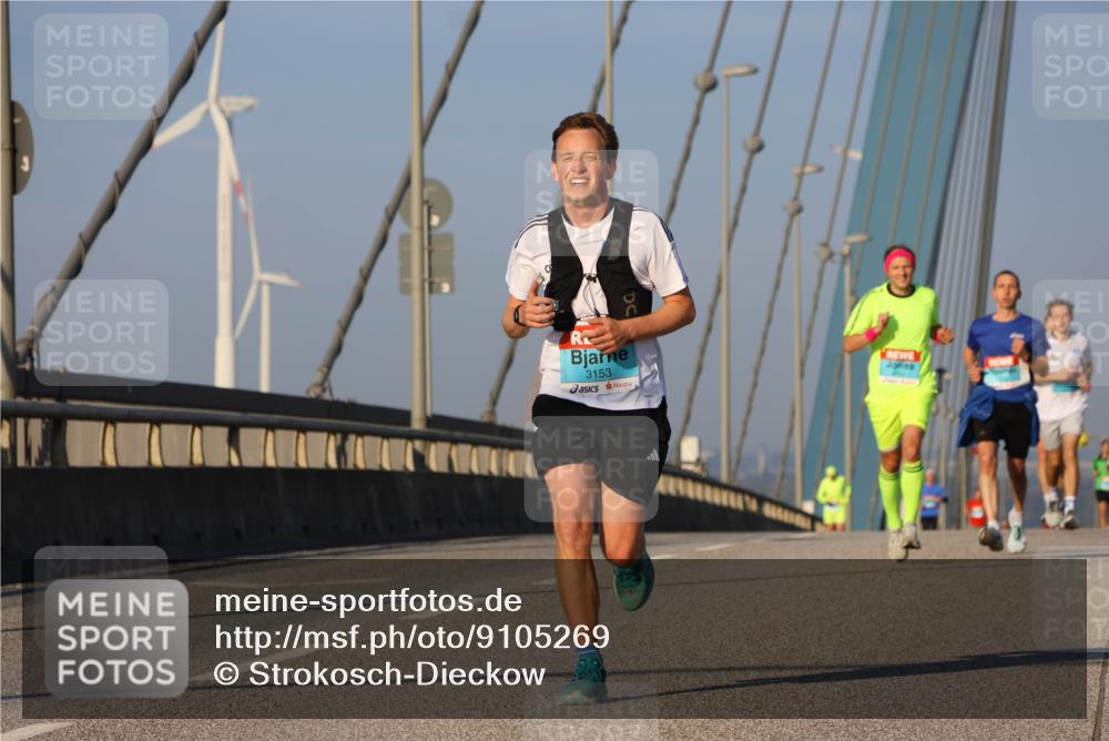 03.10.2025 - Köhlbrandbrückenlauf Strokosch-Dieckow http://msf.ph/oto/9105269 03.10.2025 09:32:52 Position 2 3153 meine-sportfotos.de