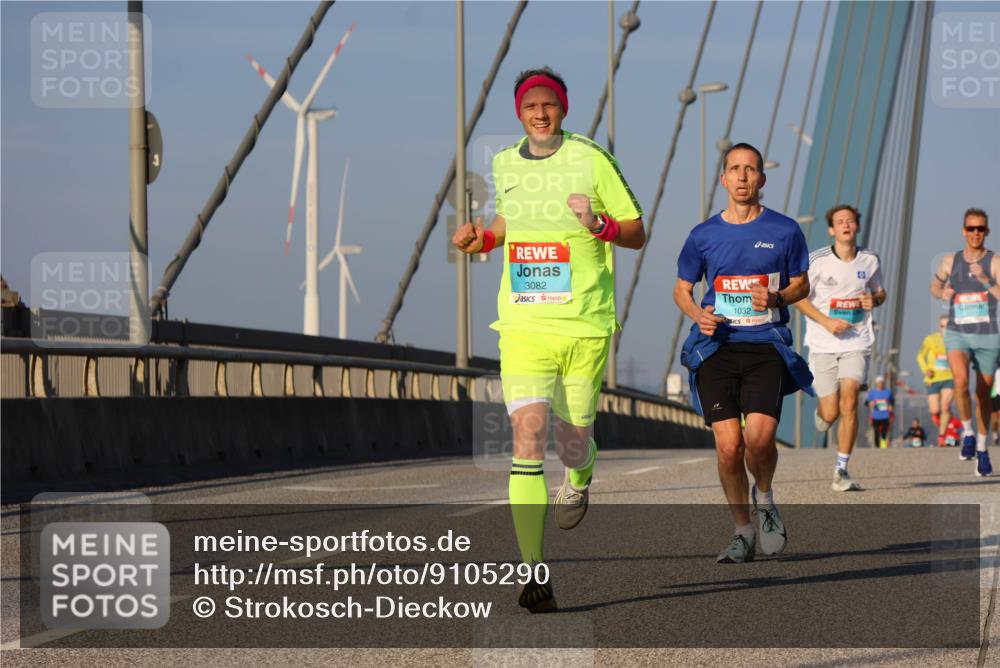 03.10.2025 - Köhlbrandbrückenlauf Strokosch-Dieckow http://msf.ph/oto/9105290 03.10.2025 09:32:58 Position 2 3082, 1032 meine-sportfotos.de