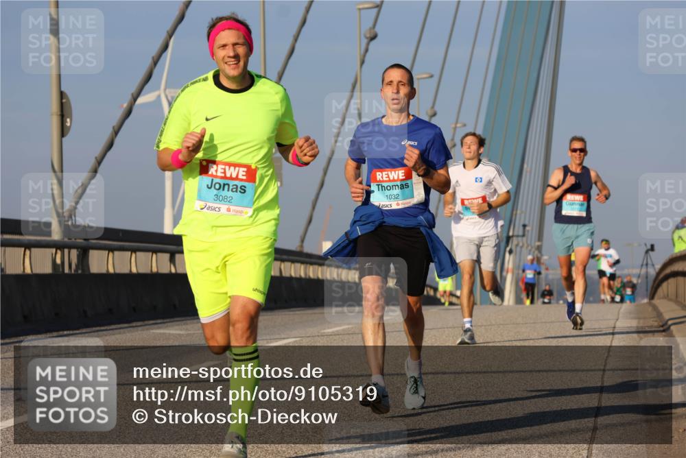 03.10.2025 - Köhlbrandbrückenlauf Strokosch-Dieckow http://msf.ph/oto/9105319 03.10.2025 09:32:59 Position 2 3082, 1032 meine-sportfotos.de