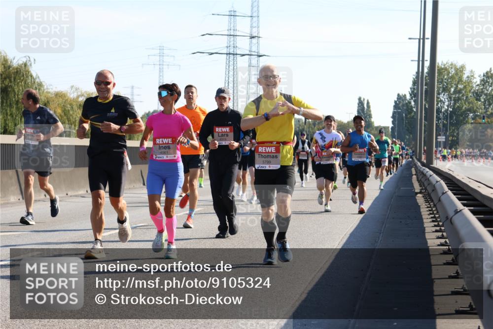 03.10.2025 - Köhlbrandbrückenlauf Strokosch-Dieckow http://msf.ph/oto/9105324 03.10.2025 12:14:55 Position 3 4061, 4319, 5799 meine-sportfotos.de